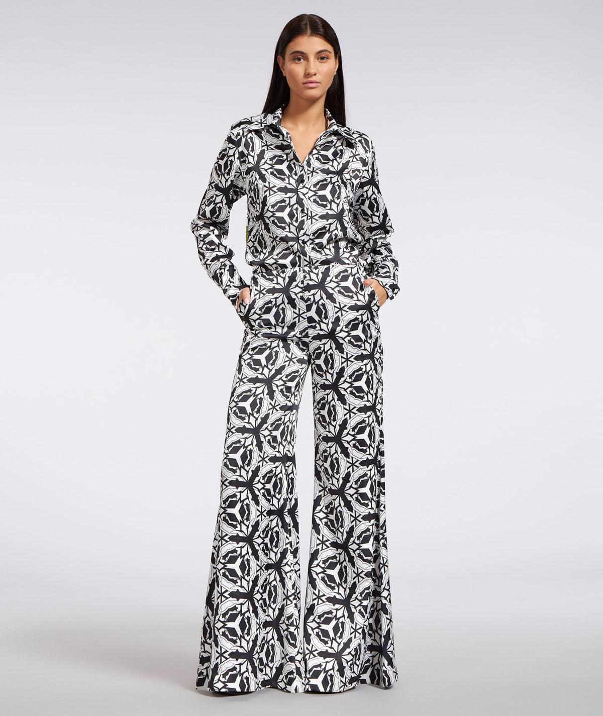 The Artians | Black white Maze printed Anemone shirt