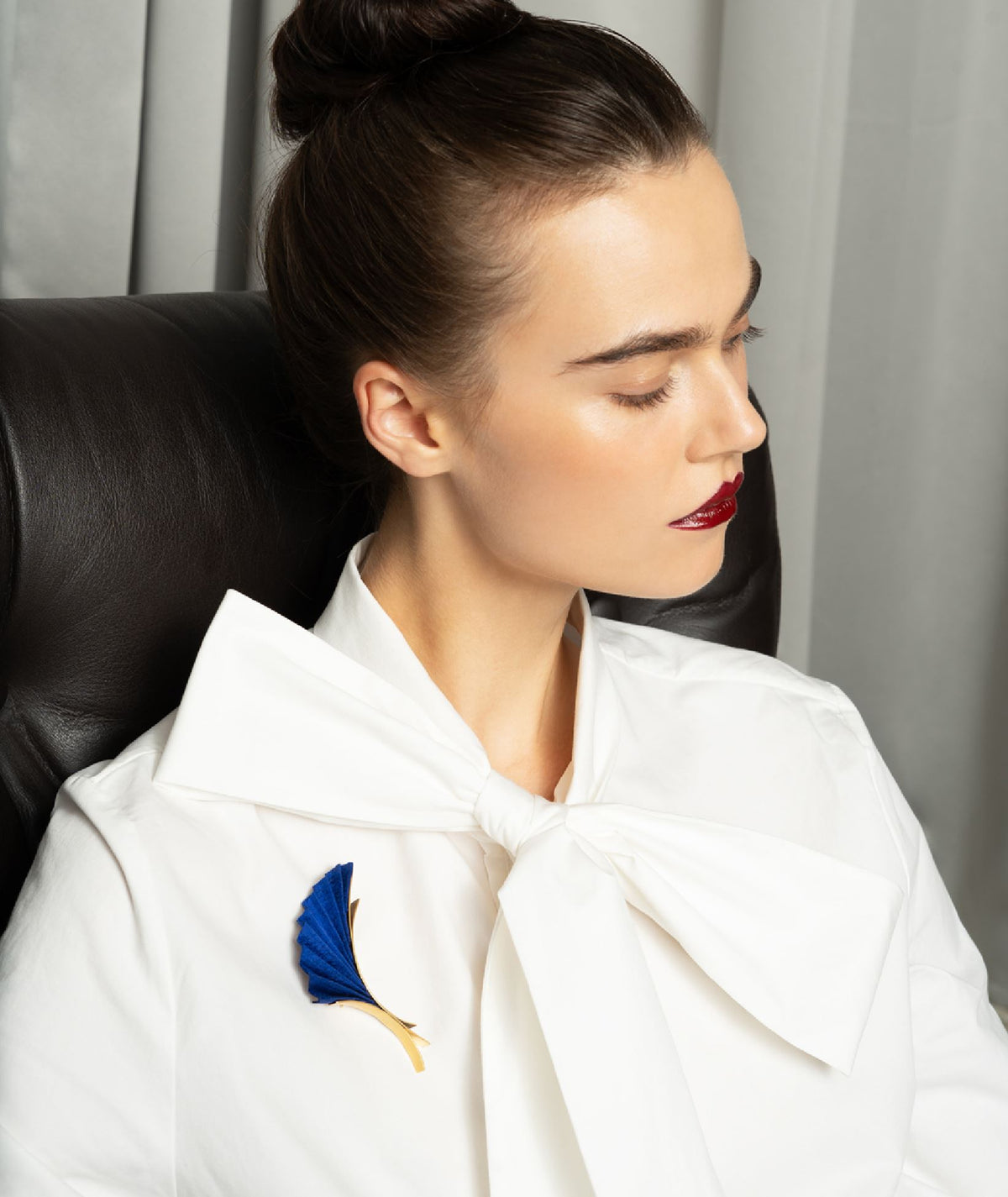 Katerina Makriyianni | Blue Iris silk brooch - gold plated