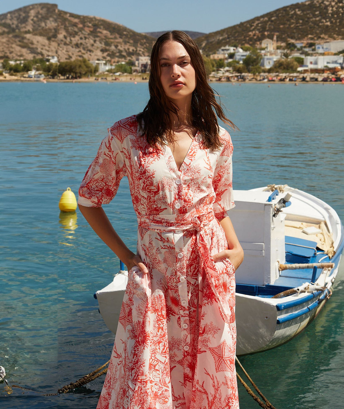 Evi Grintela | Red white printed cotton V-neck Yara belted shirt dress