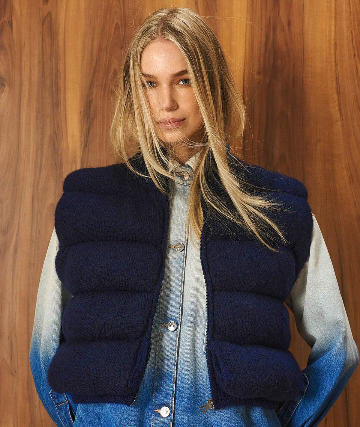Tailor Made | Navy blue knitted puffer sleeveless jacket