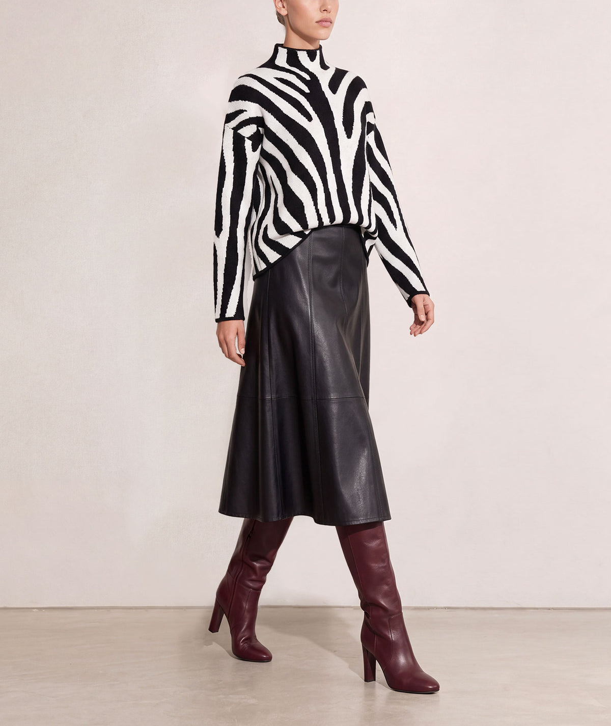 Tailor Made | Black knitted zebra print sweater