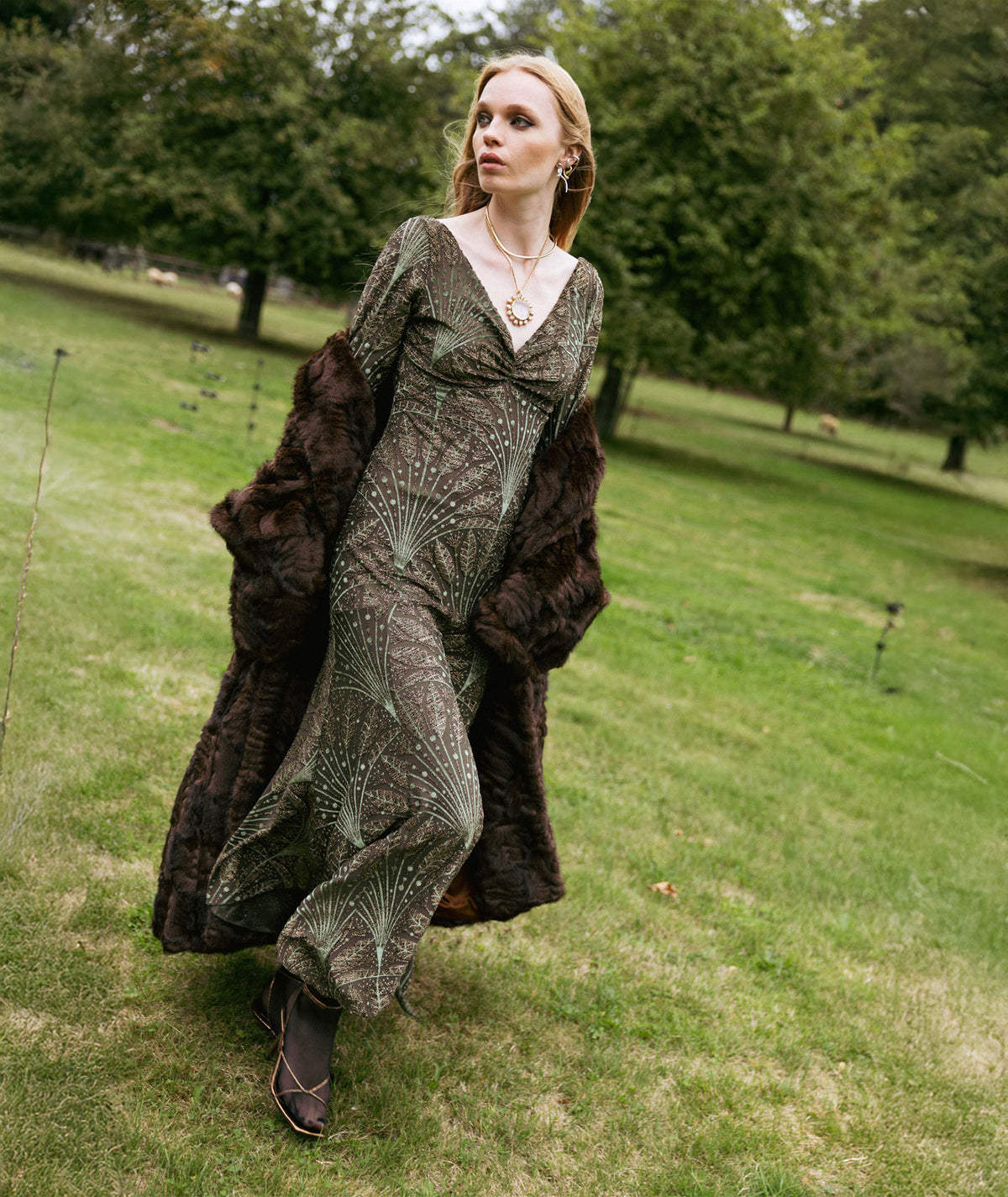 Nidodileda | Olive green embossed velvet Harlow midi dress
