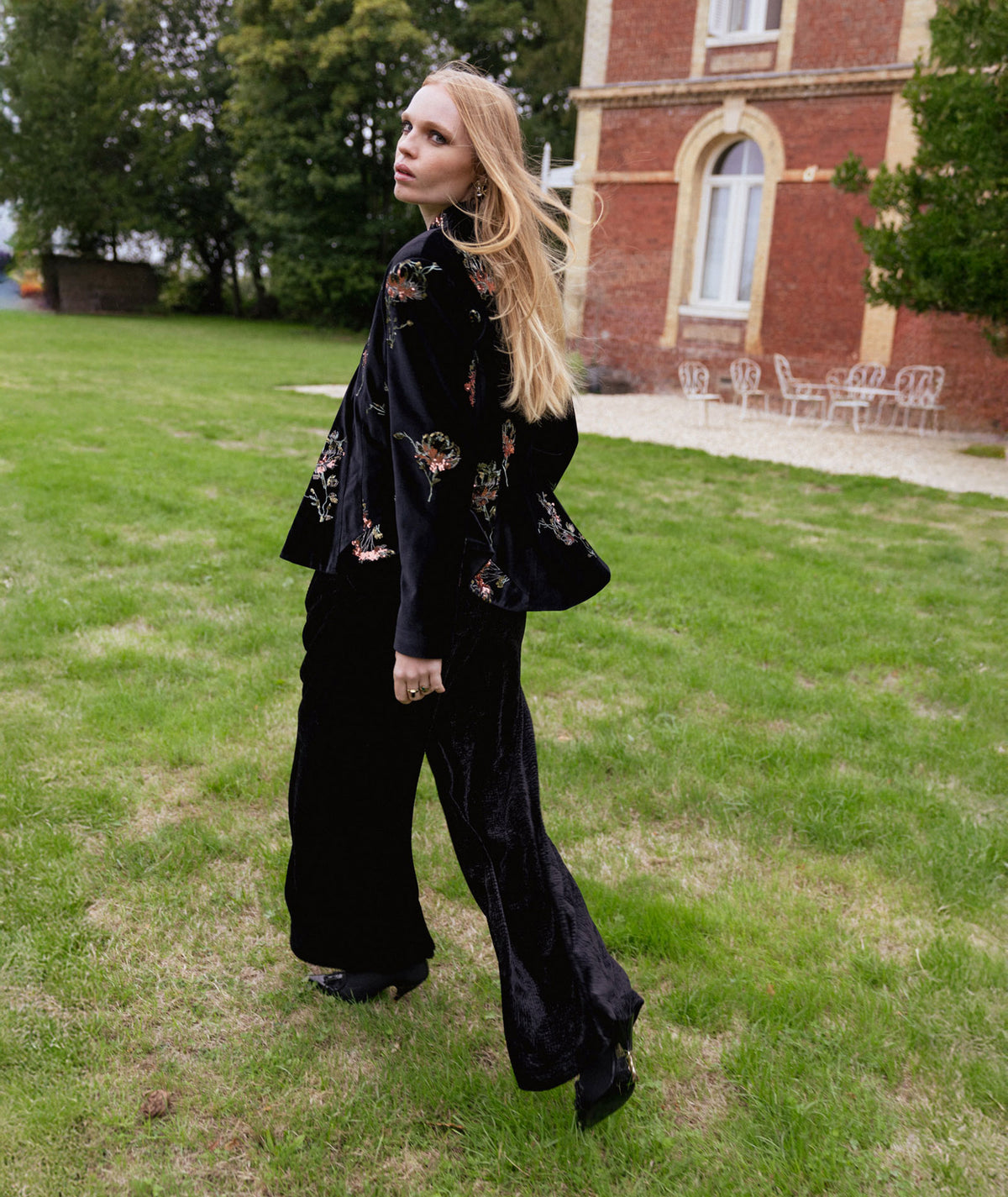 Nidodileda | Black velvet wide-leg Sheree pants