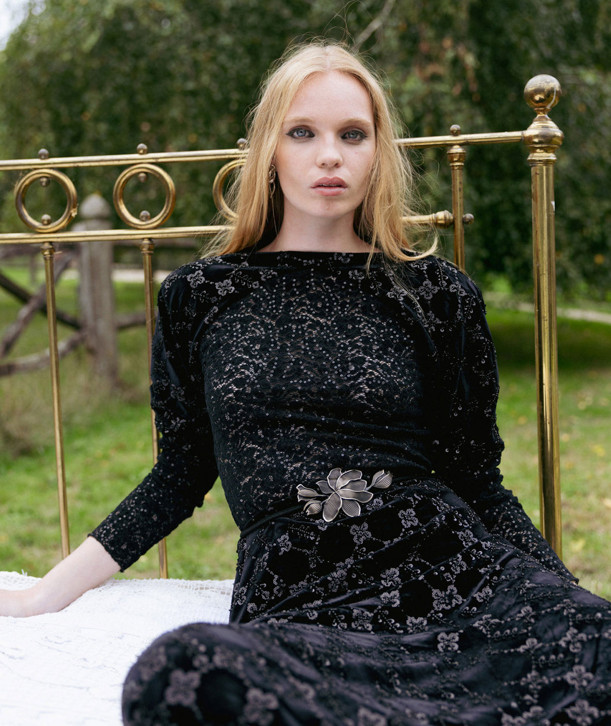 Nidodileda | Black beaded velvet asymmetric Adelynn skirt