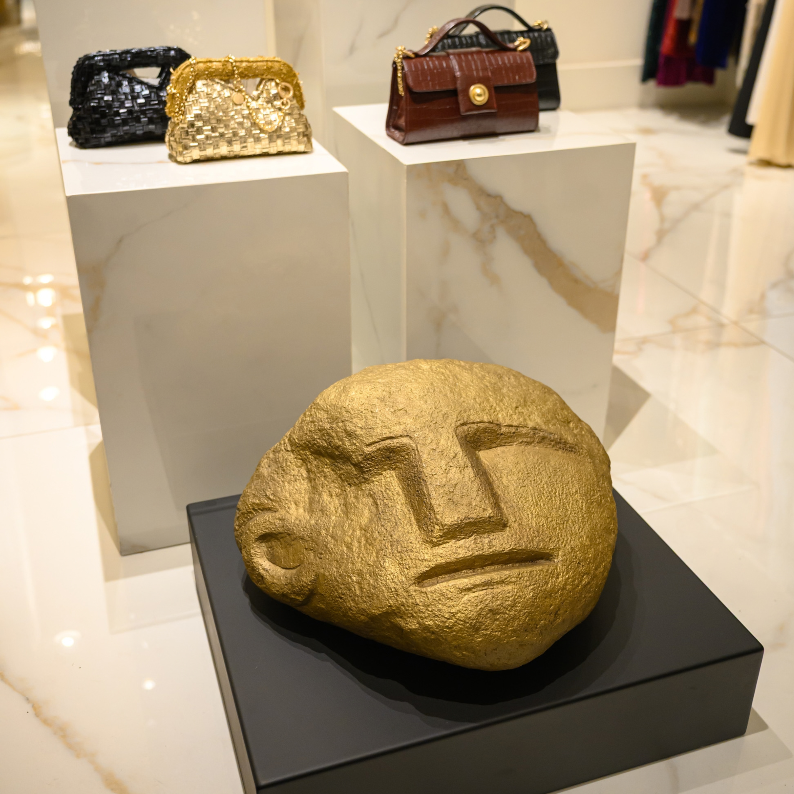 THE CITY BECOMES A GALLERY | ARTROVE ARRIVES IN ATHENS