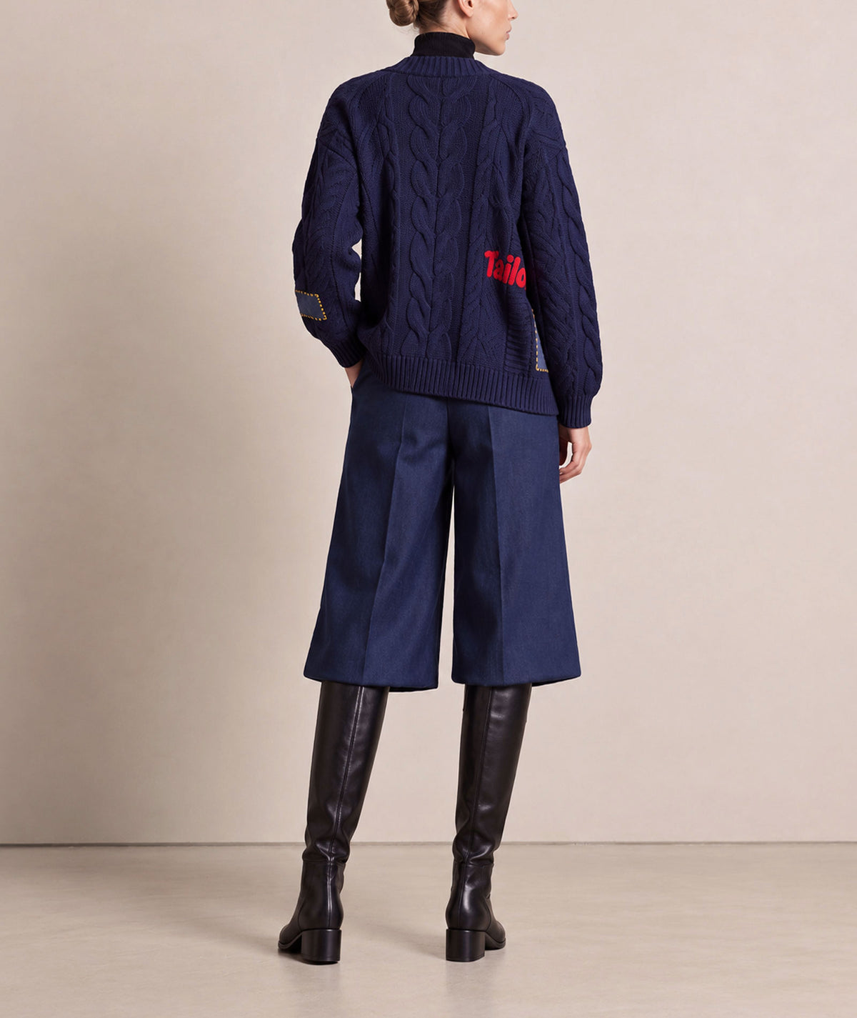 Tailor Made | Navy blue cable-knitted cardigan with embroidery