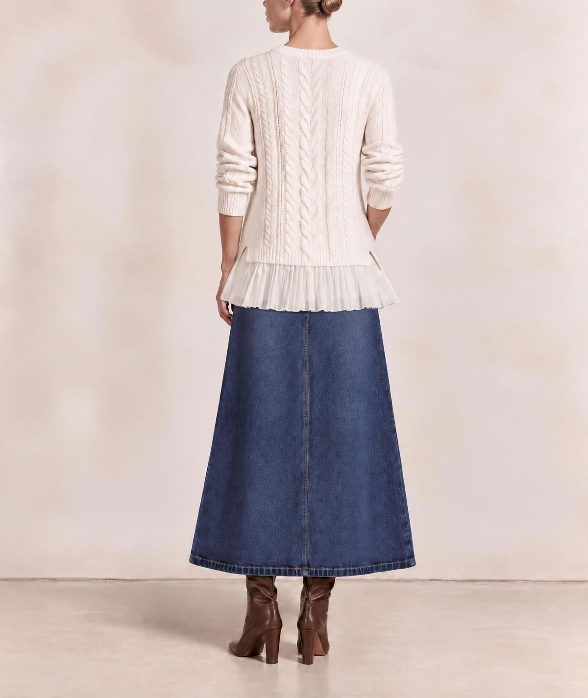 Tailor Made | Off-white oversized knitted sweater with pleated hem