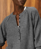Tailor Made | Grey knitted buttoned sweater