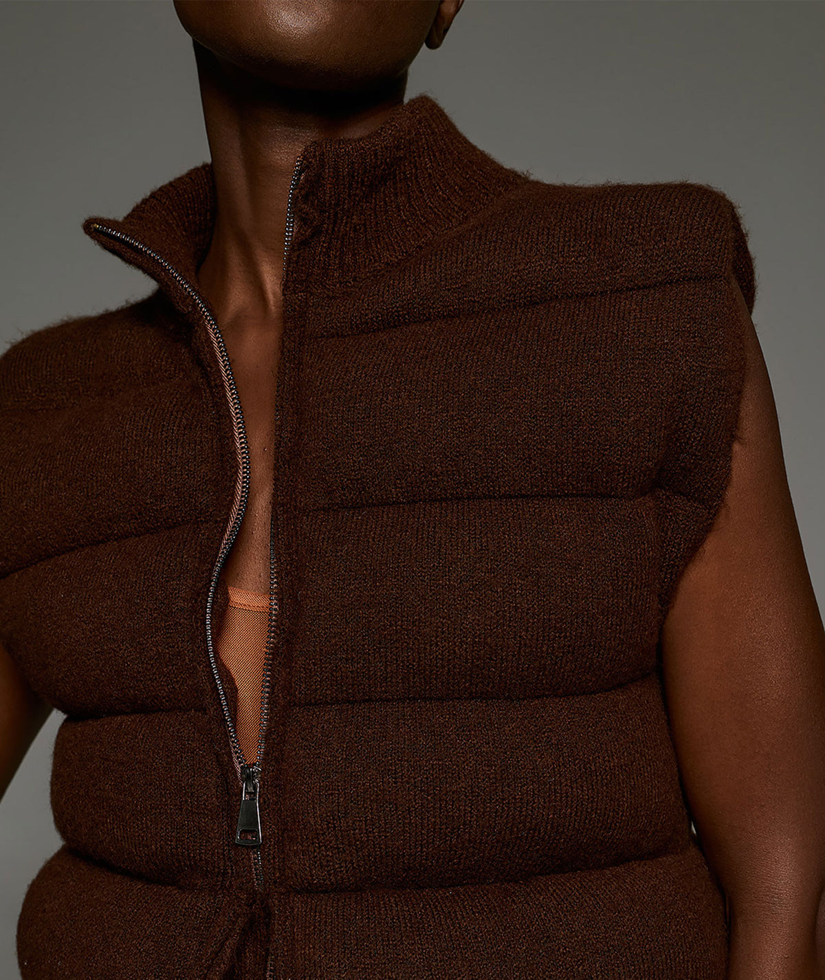 Tailor Made | Coffee knitted puffer sleeveless jacket