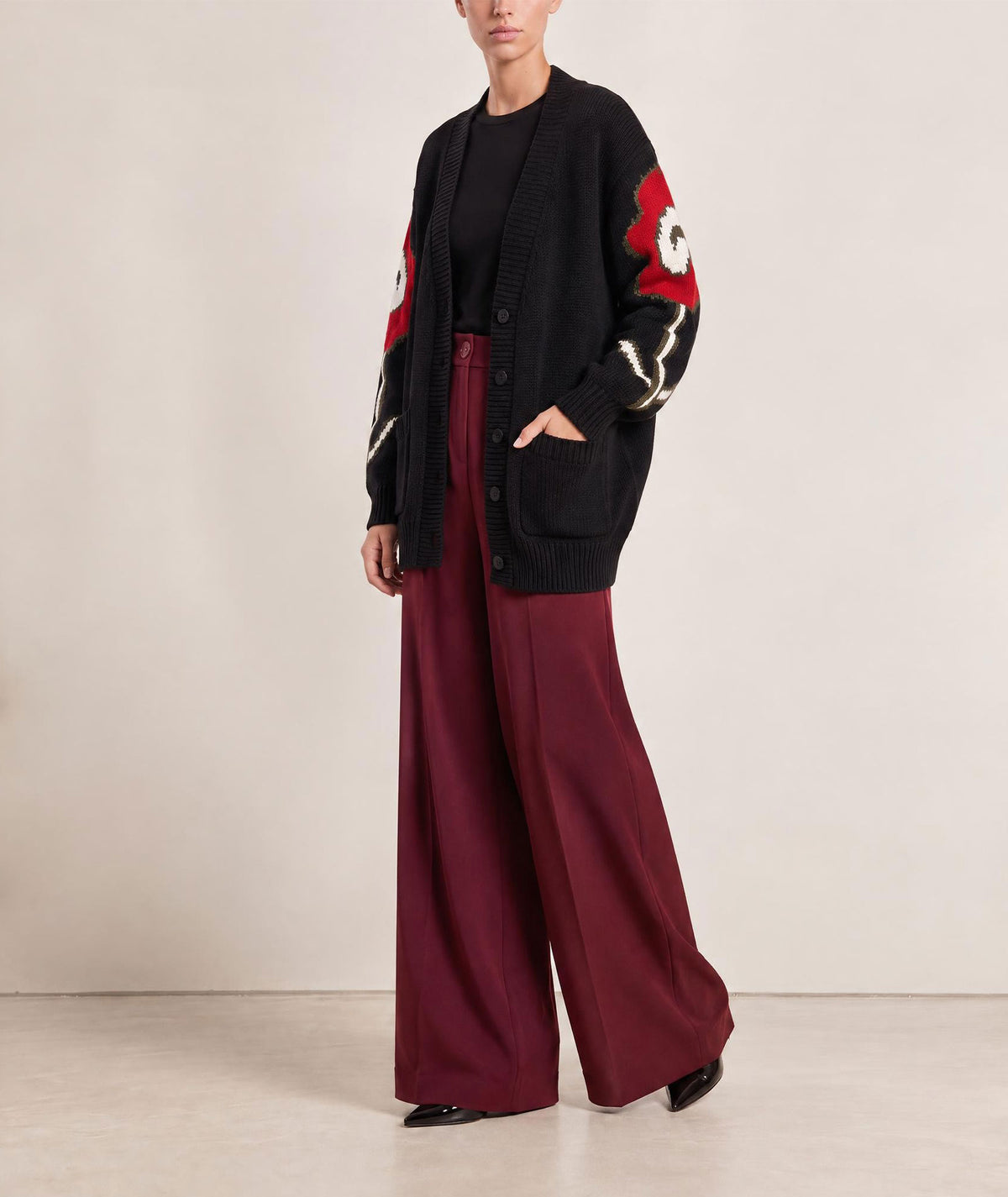 Tailor Made | Black knitted oversized cardigan