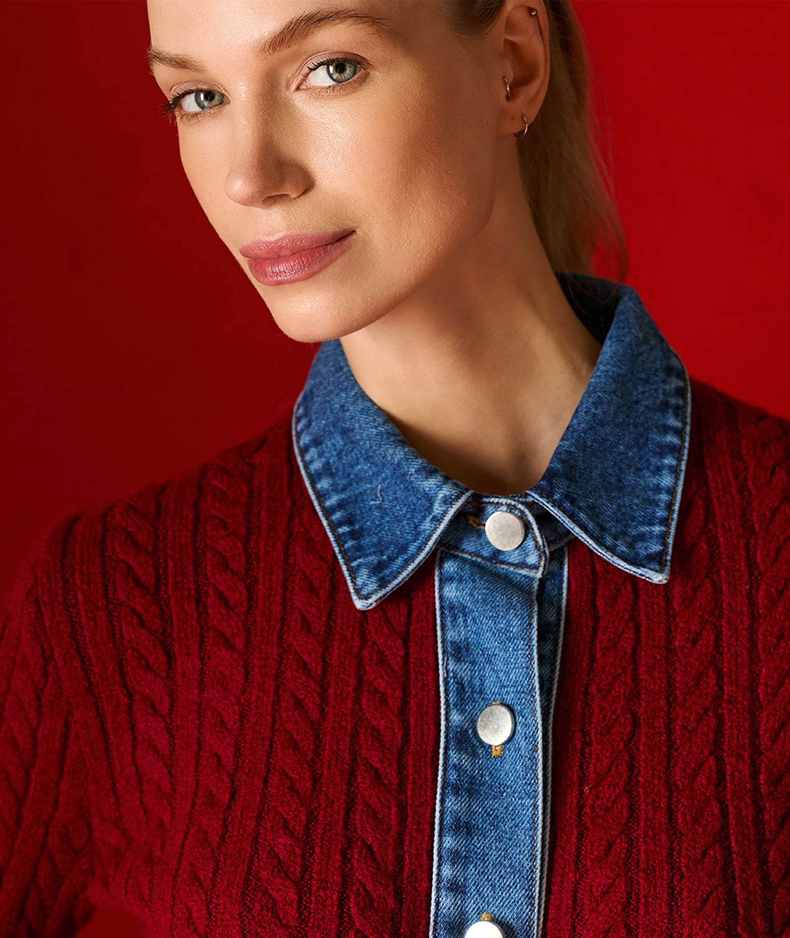 Tailor Made | Bordeaux ccable-knitted cardigan with denim detail