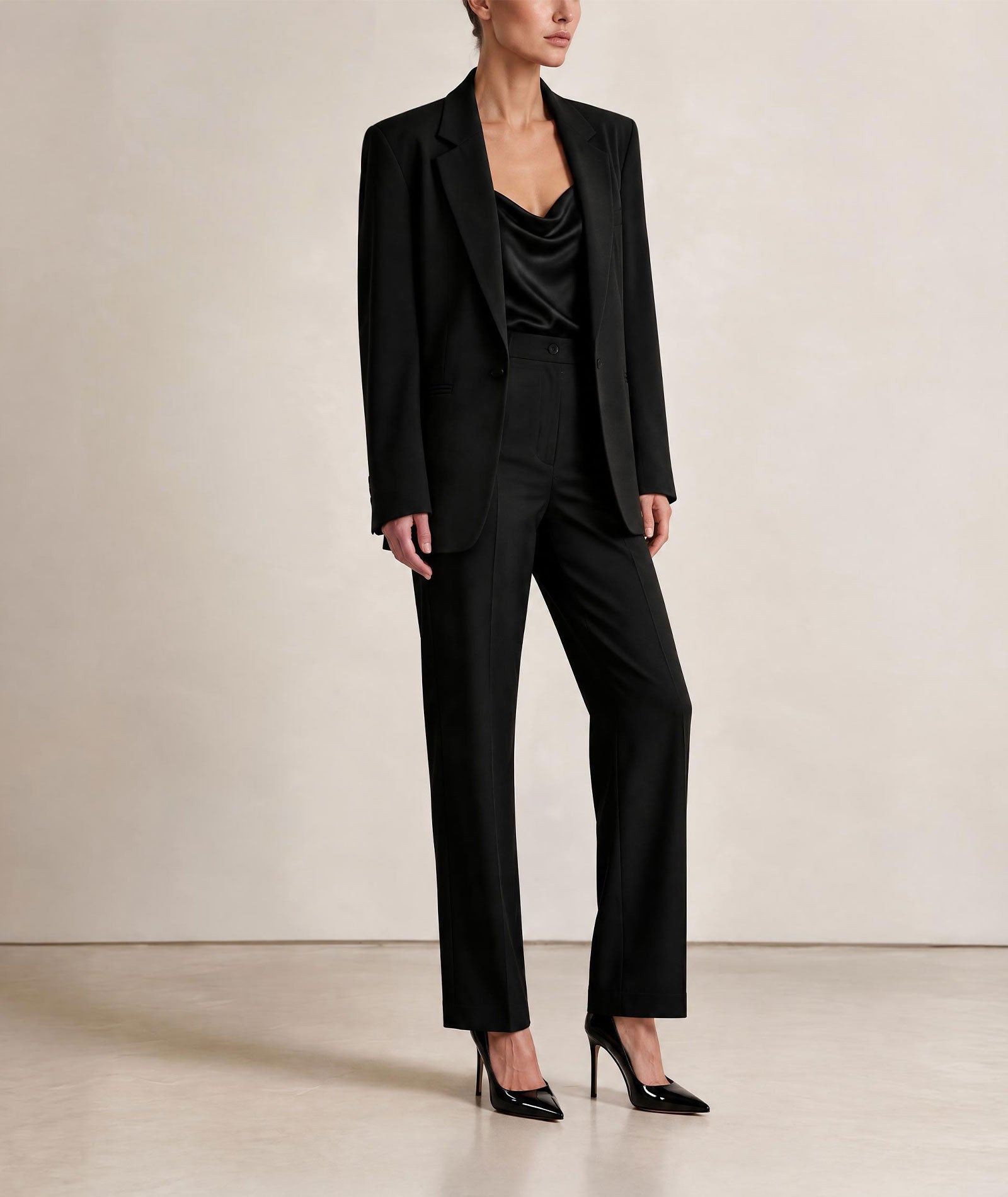 Zoya | Black straight-leg pants